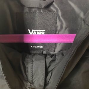 vans distorted off the wall black anorak jacket